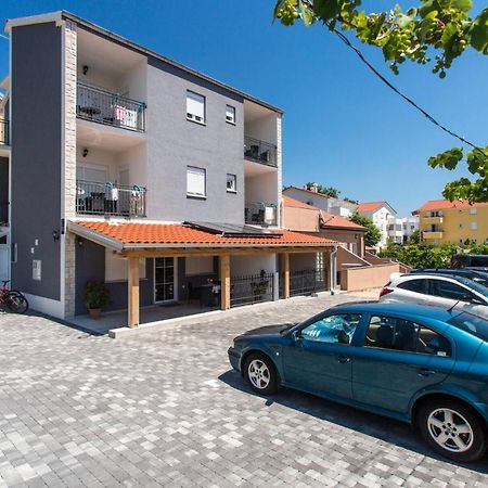 Apartments Bernardeta 1 巴斯卡 外观 照片